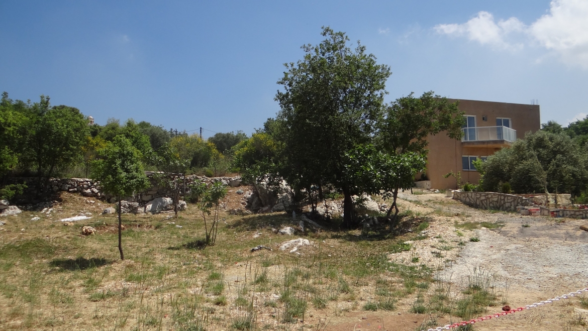 Villa with Land For Sale